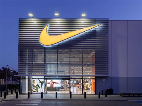 Nike Factory Store Barcelona. LA ROCA DEL VALLES .